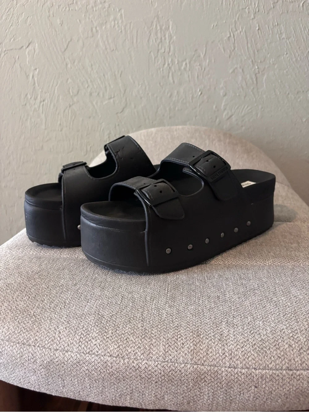 Steve Madden steve madden